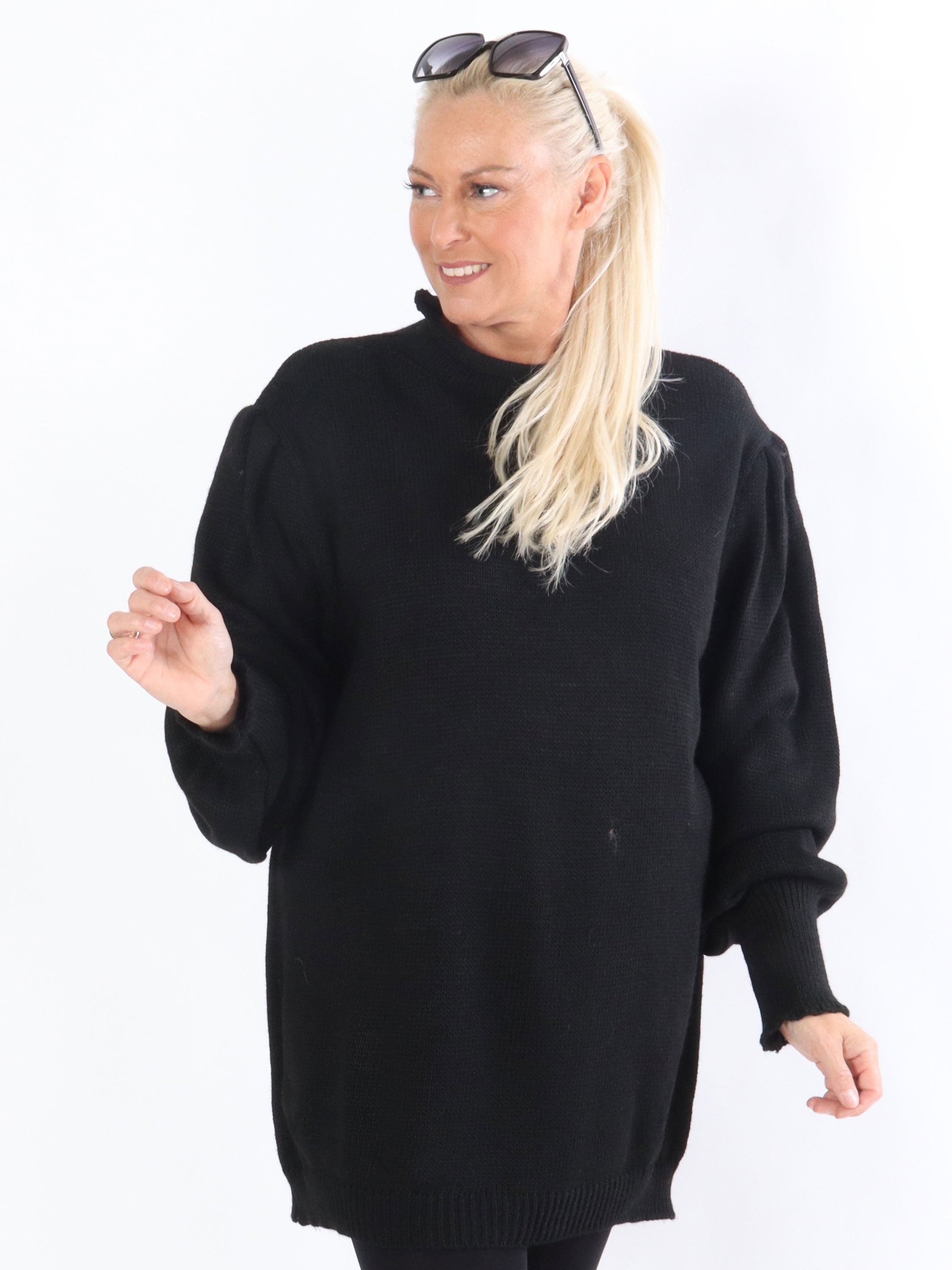 Beate - Stickad tröja med små puffärmar